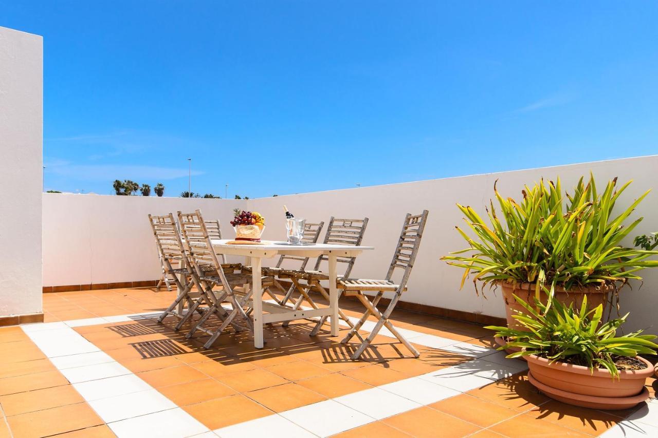 Luis I Villa Puerto del Carmen  Exteriör bild